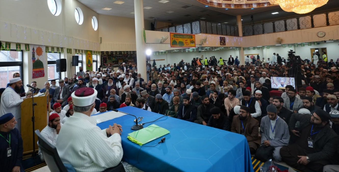 Thousands attend the Prophetic Sirah Conference in Sheffield with Shaykh-ul-Islam, image 6