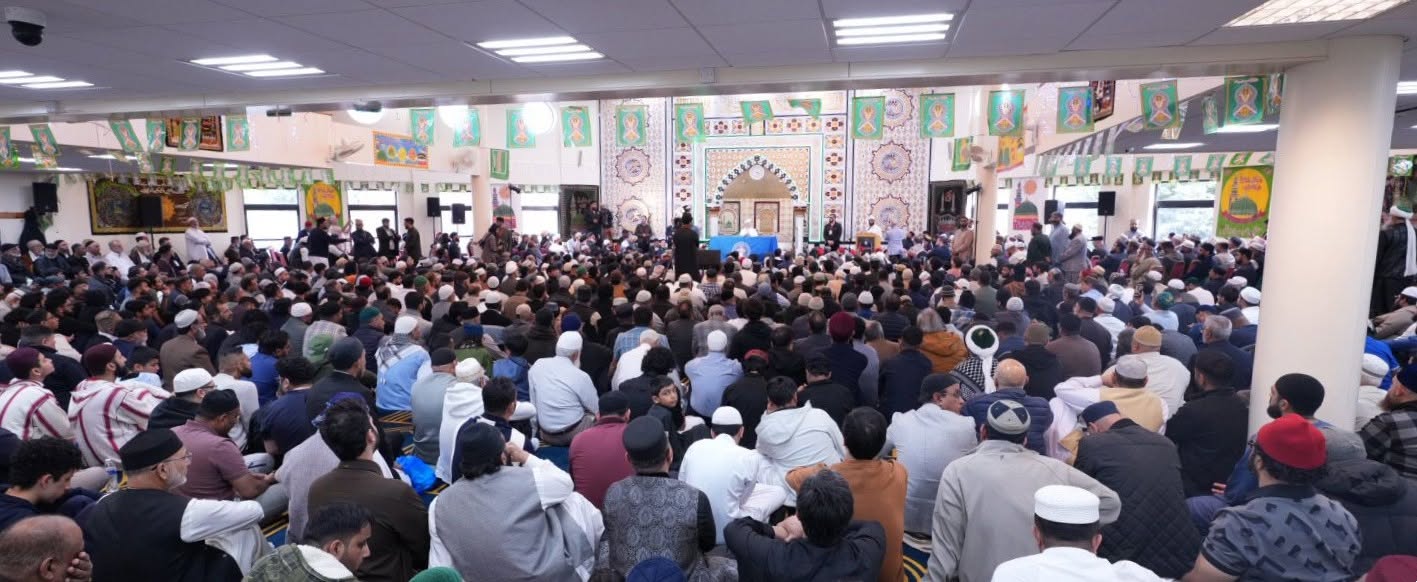 Thousands attend the Prophetic Sirah Conference in Sheffield with Shaykh-ul-Islam, image 17