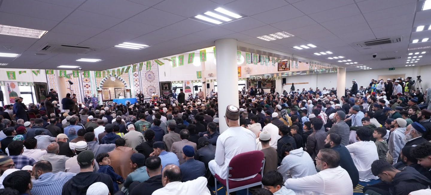 Thousands attend the Prophetic Sirah Conference in Sheffield with Shaykh-ul-Islam, image 18