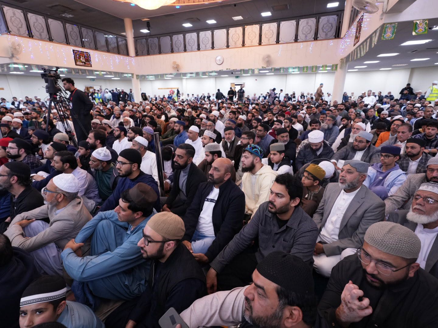 Thousands attend the Prophetic Sirah Conference in Sheffield with Shaykh-ul-Islam, image 19