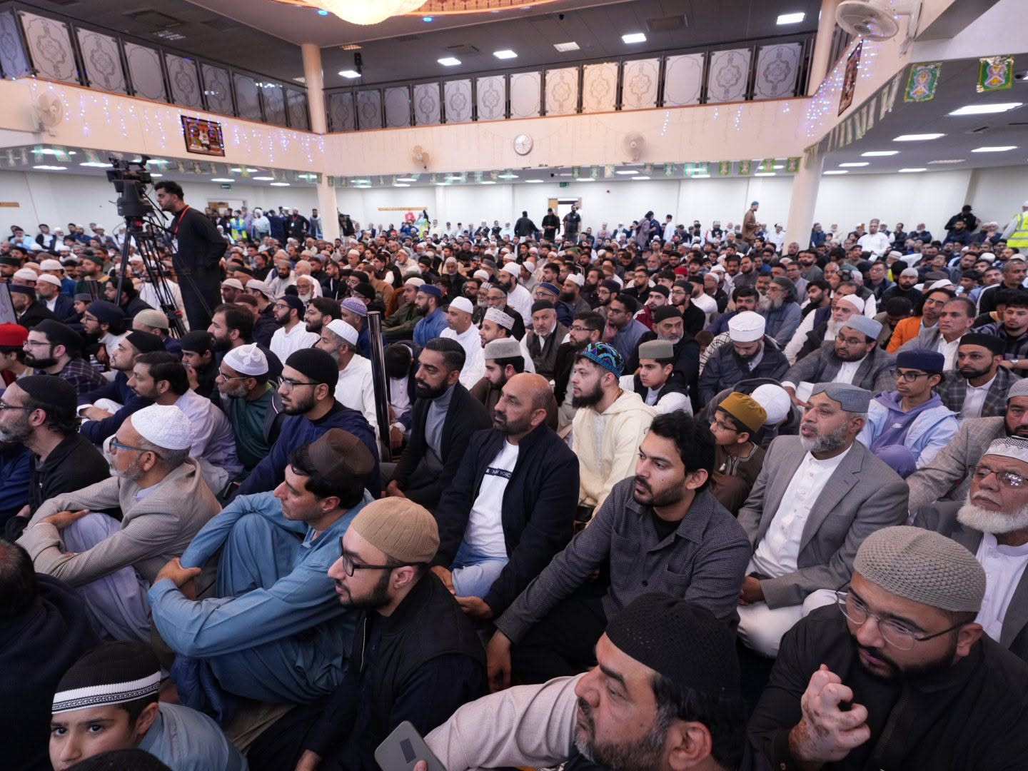 Thousands attend the Prophetic Sirah Conference in Sheffield with Shaykh-ul-Islam, image 22