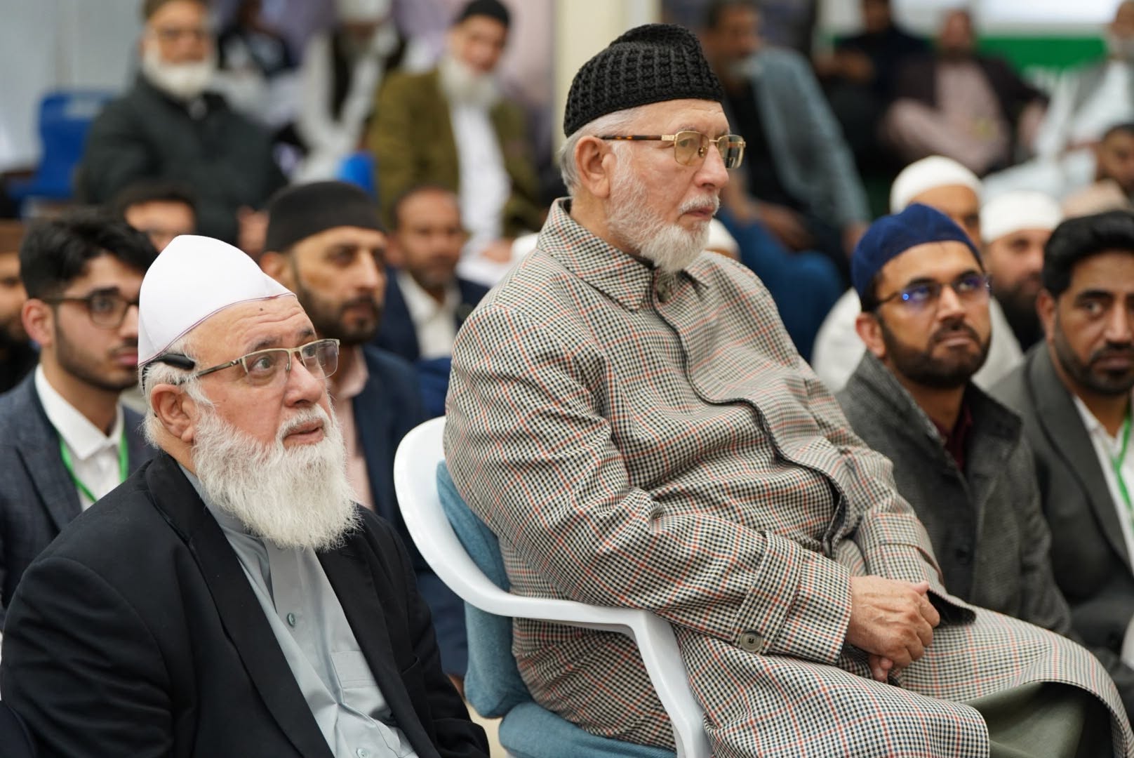 Shaykh-ul-Islam attends Jumu'ah at Bobbers Mill Community Centre, Nottingham, image 1