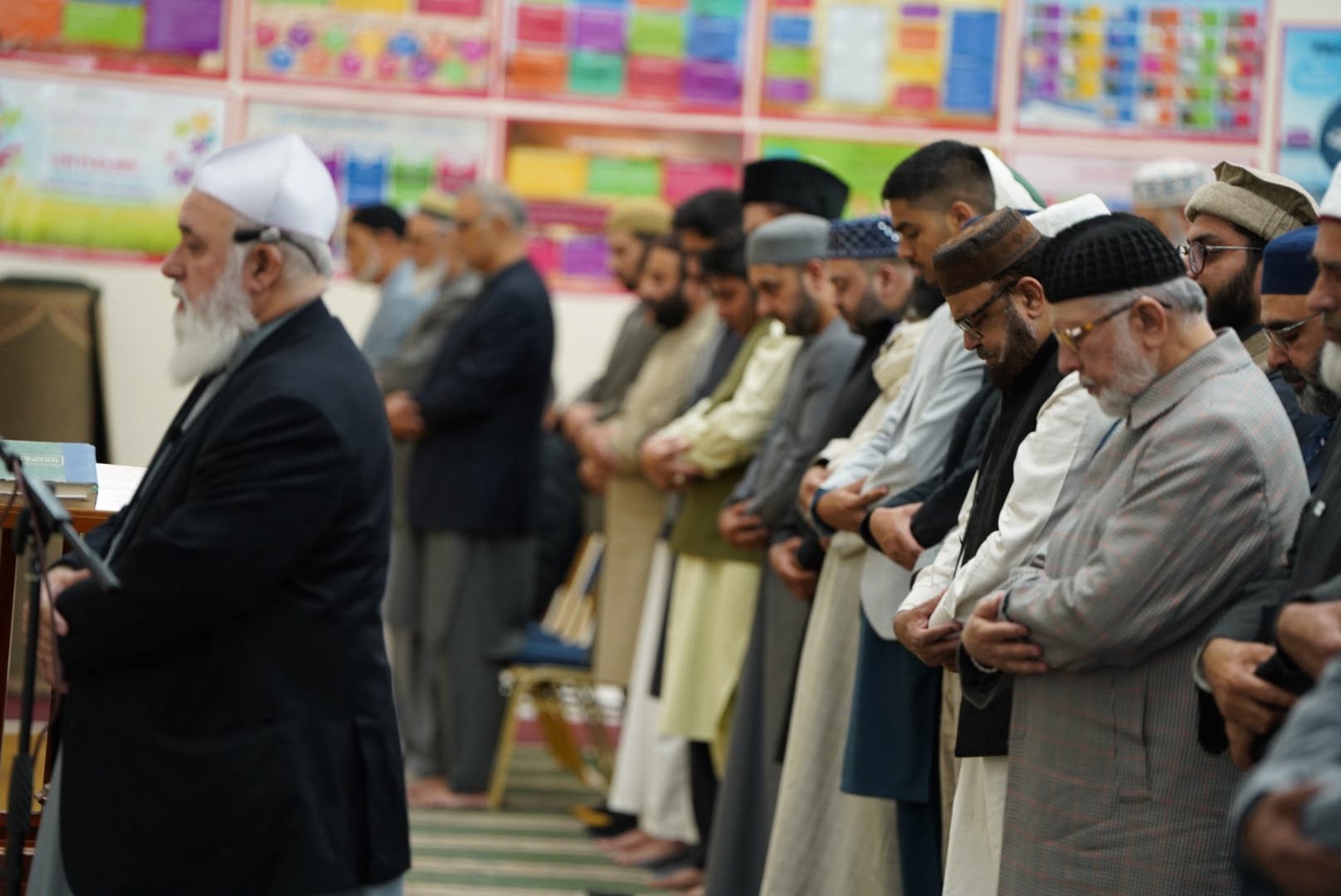 Shaykh-ul-Islam attends Jumu'ah at Bobbers Mill Community Centre, Nottingham, image 4