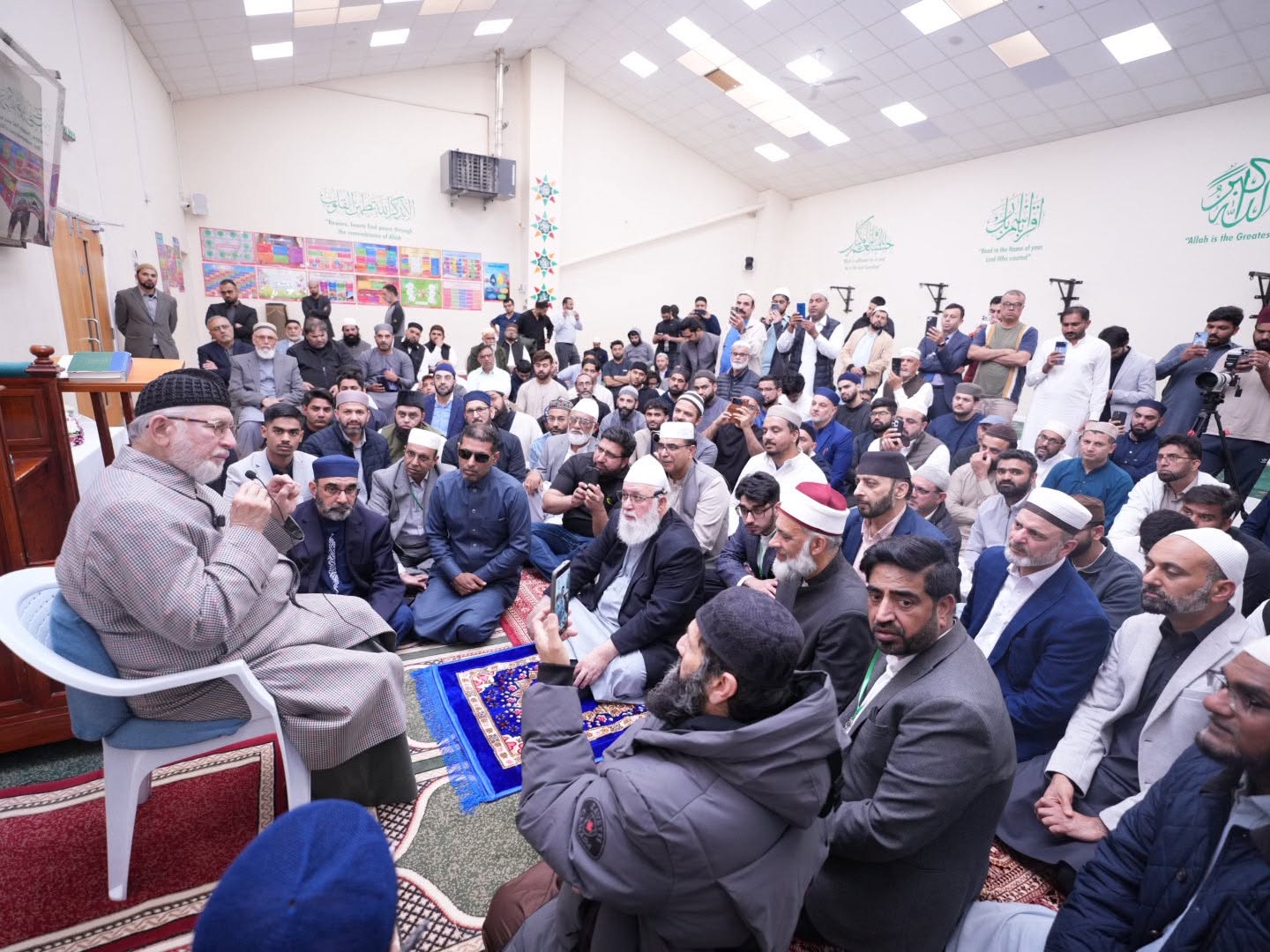 Shaykh-ul-Islam attends Jumu'ah at Bobbers Mill Community Centre, Nottingham, image 12