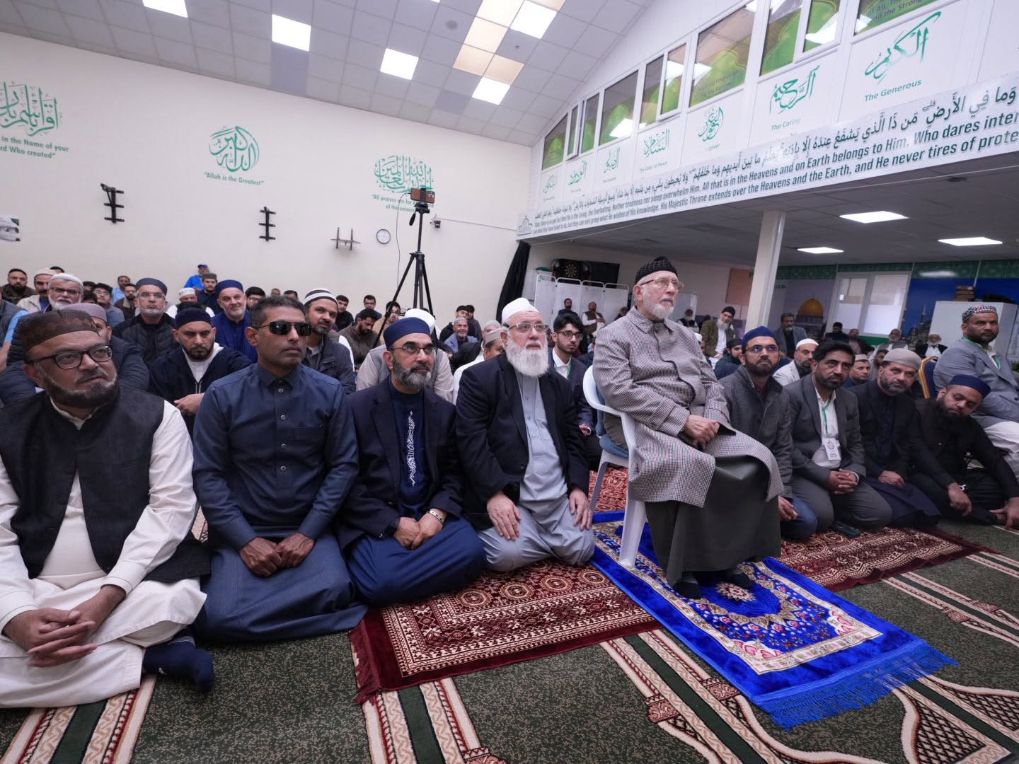Shaykh-ul-Islam attends Jumu'ah at Bobbers Mill Community Centre, Nottingham, image 14