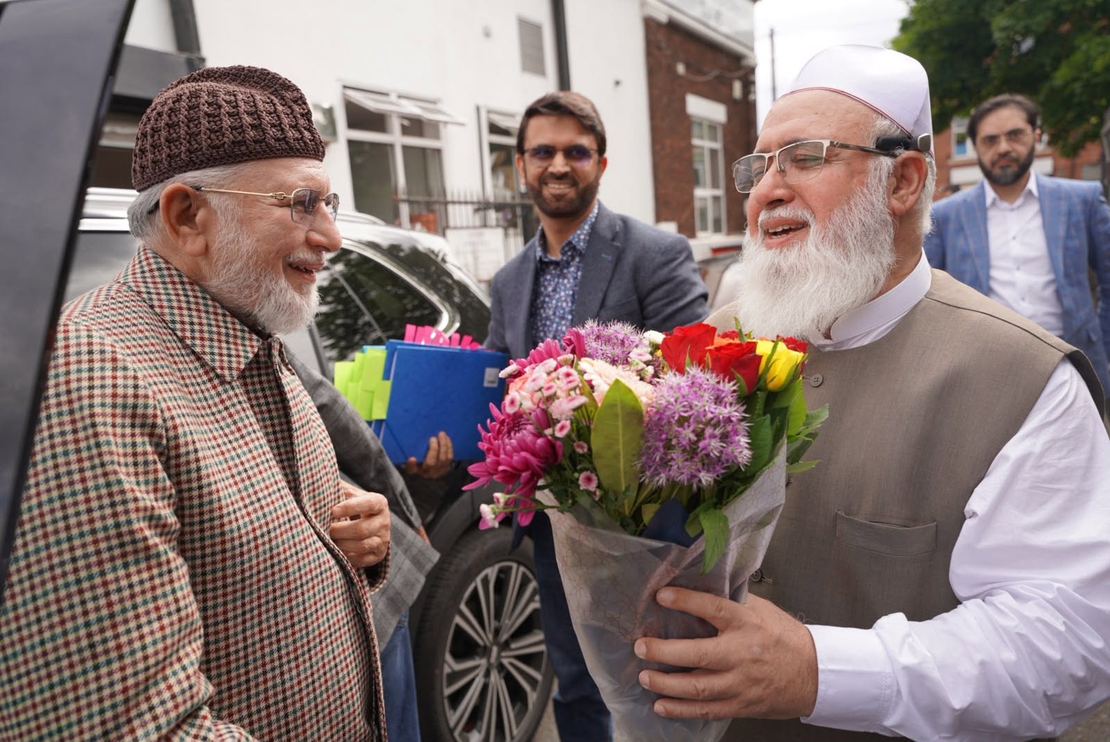 Scholars' Q&A Session with Shaykh-ul-Islam in Nottingham, image 25