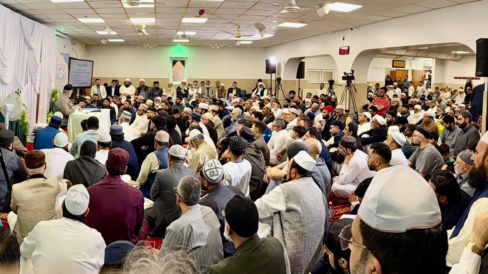 Suhbah at Jamia Masjid Minhaj-ul-Quran Nelson: a call for mandatory Urdu education, image 4