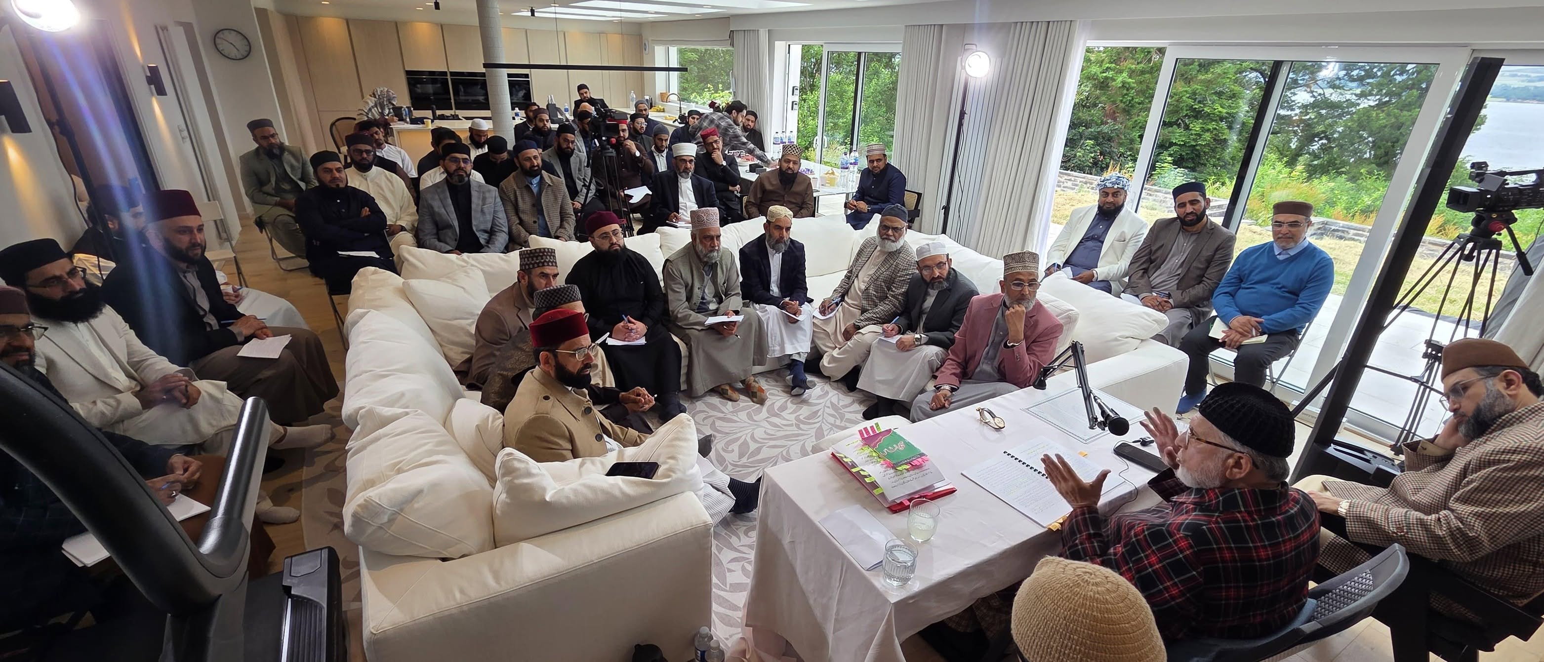Scotland: An intimate session of Nasiha for the scholars of MQI UK, image 10